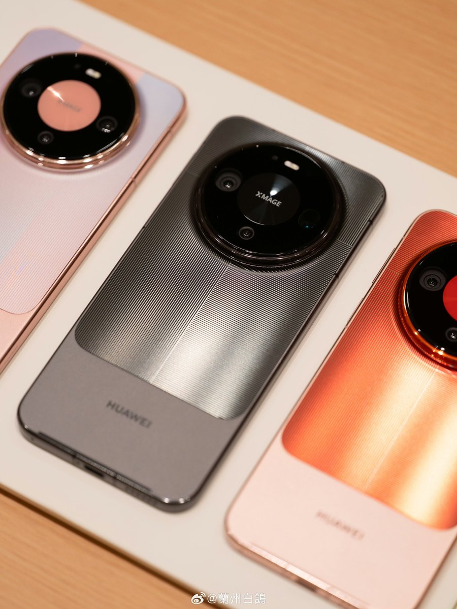 MyMobile_India's tweet photo. Huawei Mate 90 Pro Max is coming in some seriously eye-catching colors. 🔥
Rose Gold, Cold Jade, Crystal White & Obsidian Black the lineup looks premium from every angle. ✨
#HuaweiMate90ProMax #Huawei #Mate90 #TechNews #Smartphones https://t.co/QEoMCq2sa5