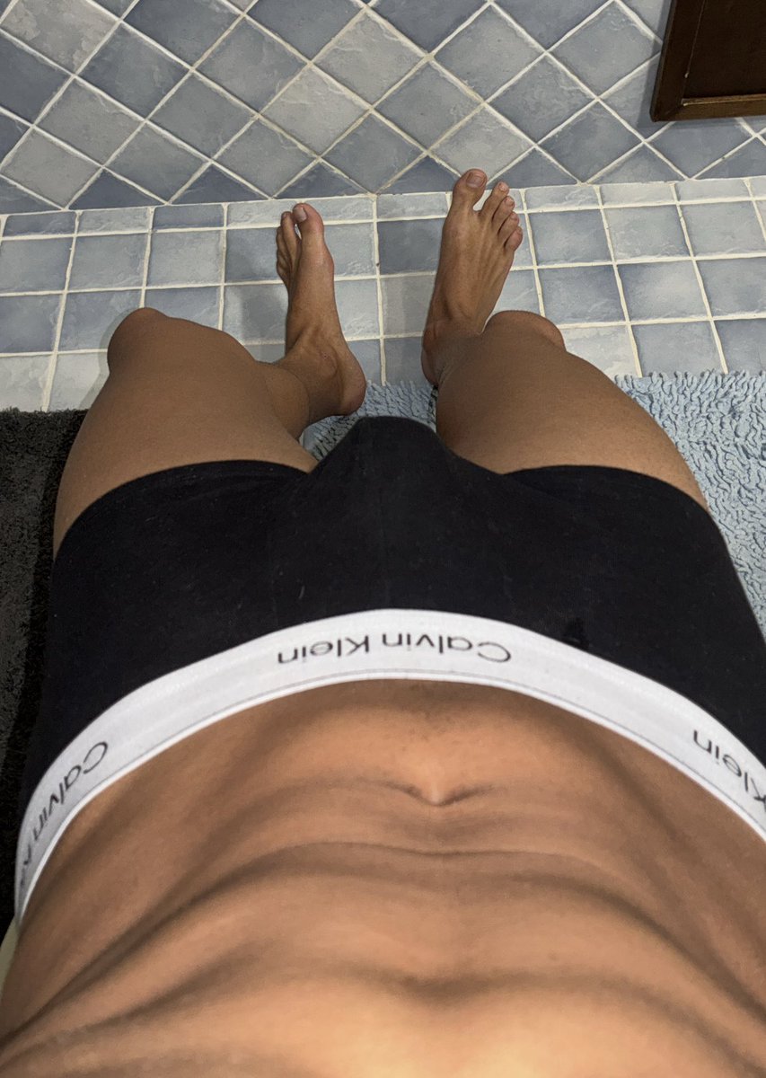ItalianMaster06's tweet photo. retwitta per essere notato 😈🏧
#cashmaster #moneyslave https://t.co/kk2UtNSTU1