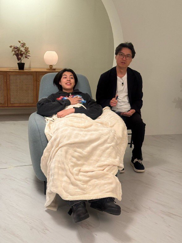 IimIouis's tweet photo. chuseok manhi baduseyo 🤲🏻😄 https://t.co/noahXD21ri