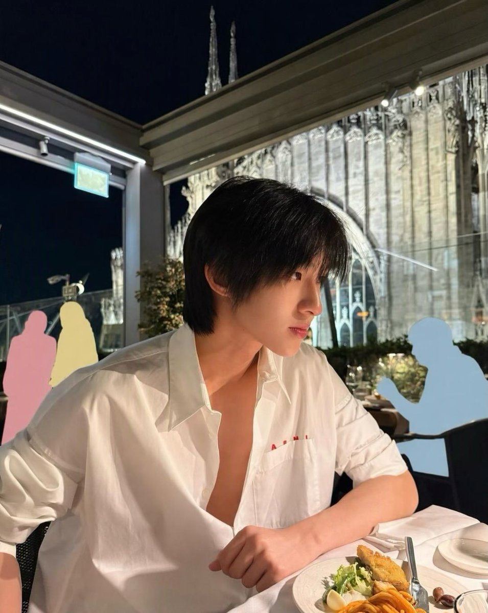 ForThomaskongTH's tweet photo. 📸 IG Update (30.09.26)
: kongjiro 

🍽

THOMAS KONG MFW SS27
#MARNIxTHOMASKONG 
ꔛ https://t.co/MKnVzuOQTE 

#kongjiro ; #thomaskong 
#Marni #MarniSS27 #MarniTH https://t.co/BIoGRwXznu
