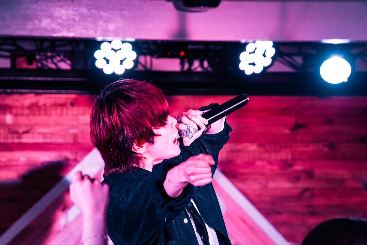luckylookcore's tweet photo. 本日招待LIVEありがとうございました！

初めて見た方にもラルコのライブが楽しいと思ってもらえたら幸いです！

次回のライブは10月3日の京都河原町での路上LIVEになります！

お待ちしております！！！ https://t.co/kw6i73wy5C