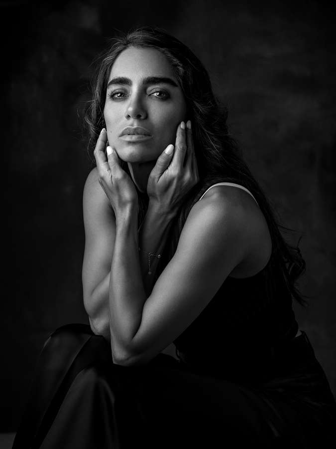artlimitednet's tweet photo. Within the Silence by Ali Shomali www.​artlimited.​net/1071854
#people #digital #justgoshoot #blackandwhitephotography #blackandwhitephoto #blackwhite #bnw_perfection #female #photography #bw_society #blackandwhite #photographyislife #portrait #bnwphotos https://t.co/yASxGcjp0A
