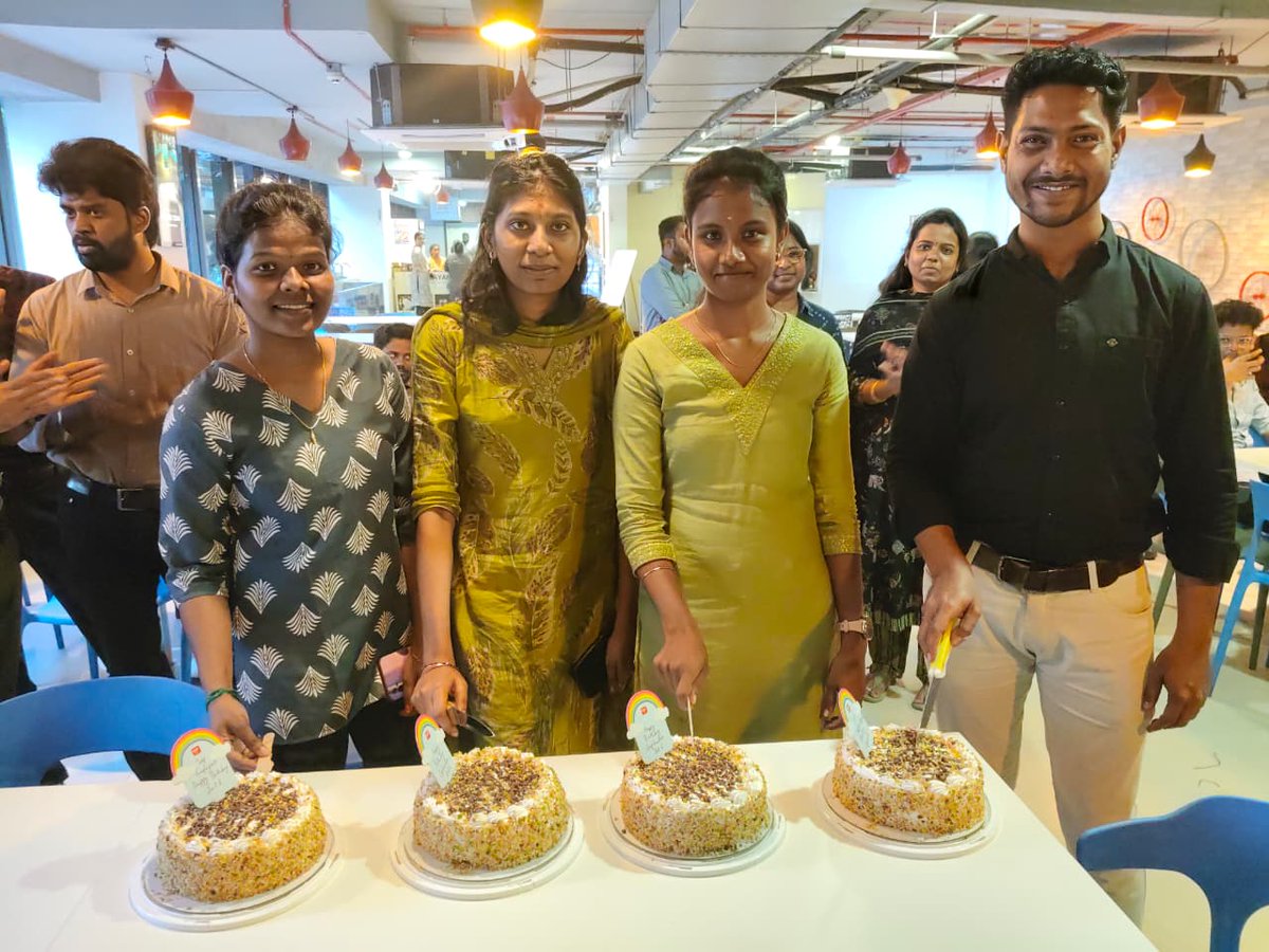 LearnEnggCom's tweet photo. A Big Cheer for Our September Birthdays at LearnEngg! 🎂✨

#LearnEngg #TeamCelebration #Birthdays #WorkFamily #celebrationtime https://t.co/dVyN9BwUP6