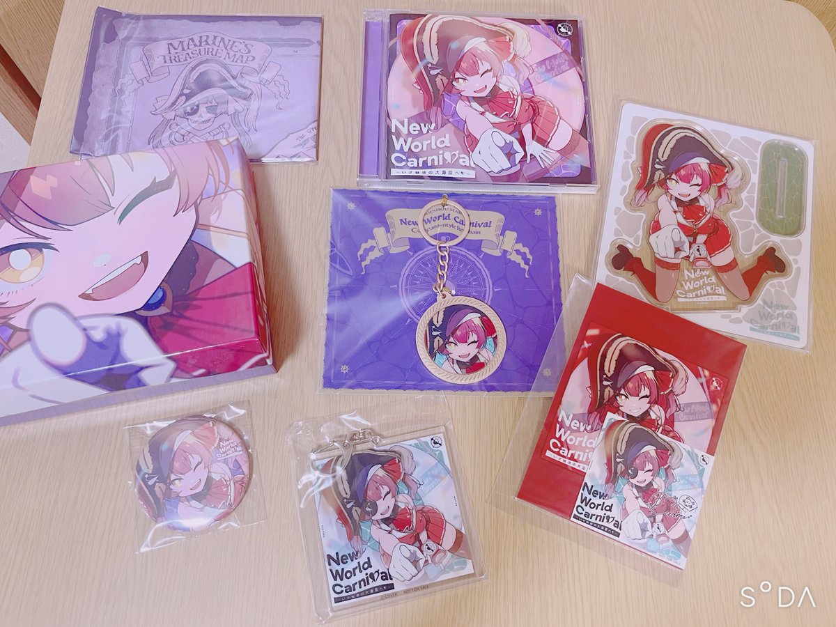 _H_M_lov's tweet photo. #届いたよマリン船長 
マリン船長の新EP届きました♪アニメイト特典も良っ！！取り急ぎ撮ったので配置はテキトーですw
これからいっぱい聞きまくるぞー！！ https://t.co/wEXKCJGAeS