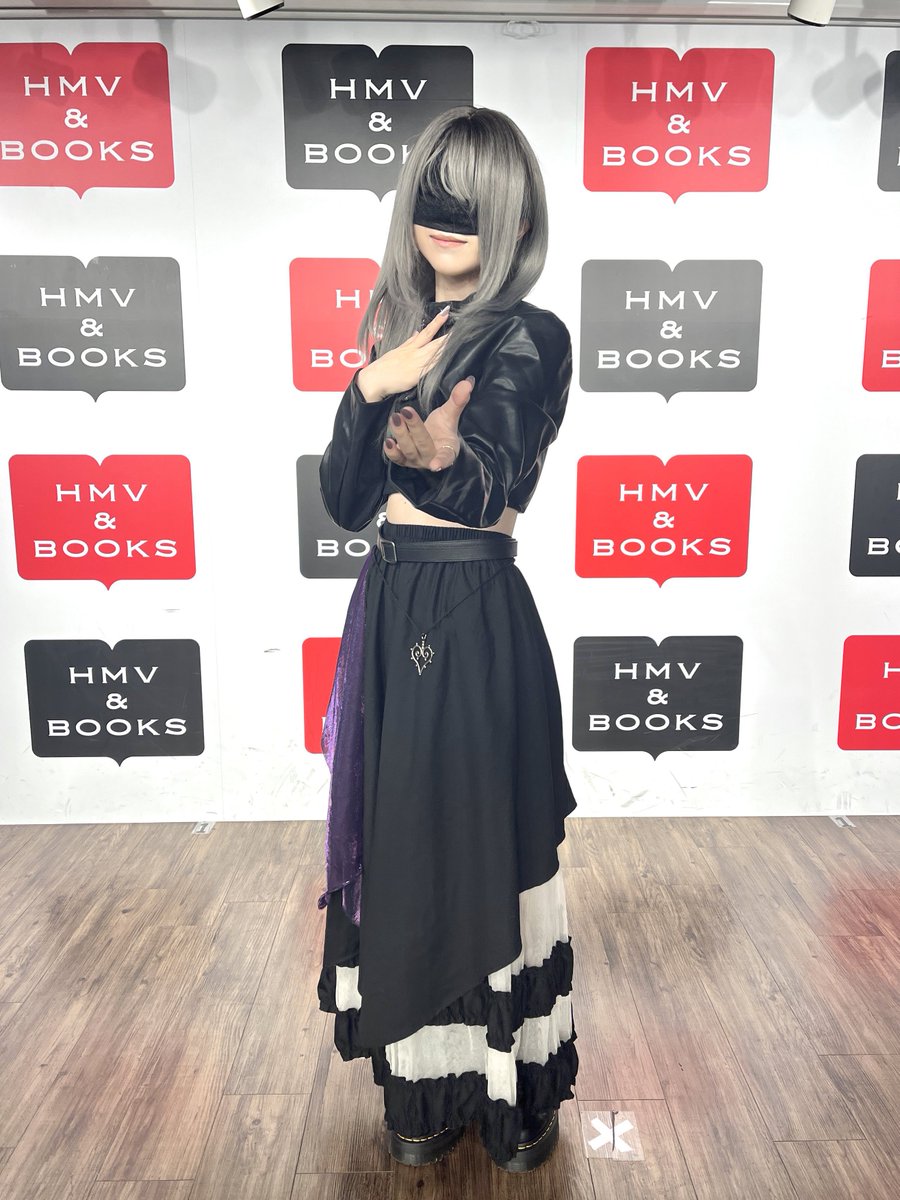 Coca_Veils's tweet photo. USEN 推し活リクエストでSERRAの
『#EYERIS』をリクエストしました!
#アイリス #セラ
https://t.co/UxmAdiKgXk
#USEN推し活リクエスト #推しリク #SERRA https://t.co/cgTstNgORx