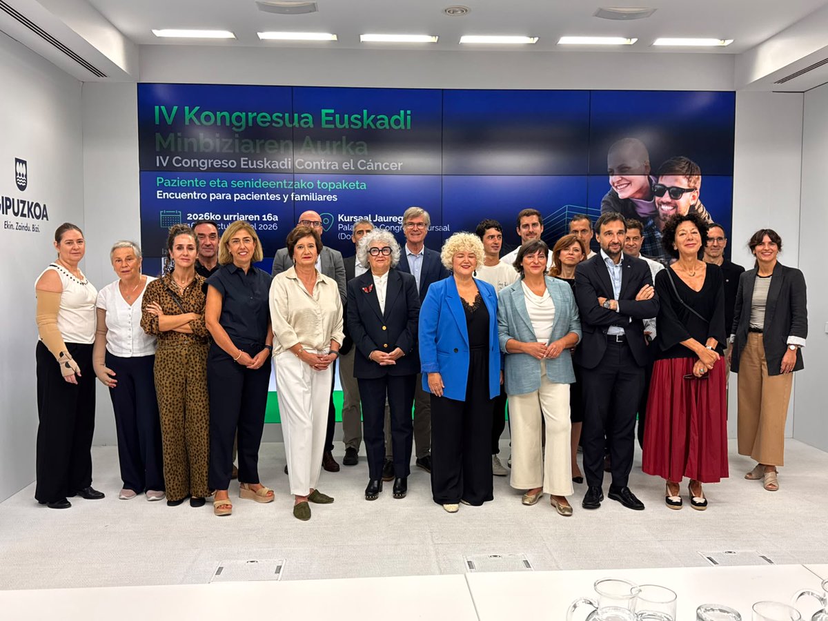 ContraCancerGP's tweet photo. 💚 Hoy hemos presentado el IV Congreso Euskadi Contra el Cáncer en la Diputación de Gipuzkoa junto a Maite Peña, Marisa Arriola y Rosa Gómez, paciente y voluntaria de la Asociación. 

Anima zaitez eta izena eman! https://t.co/q0c9NWnGdS https://t.co/JXn6ZSjV4d