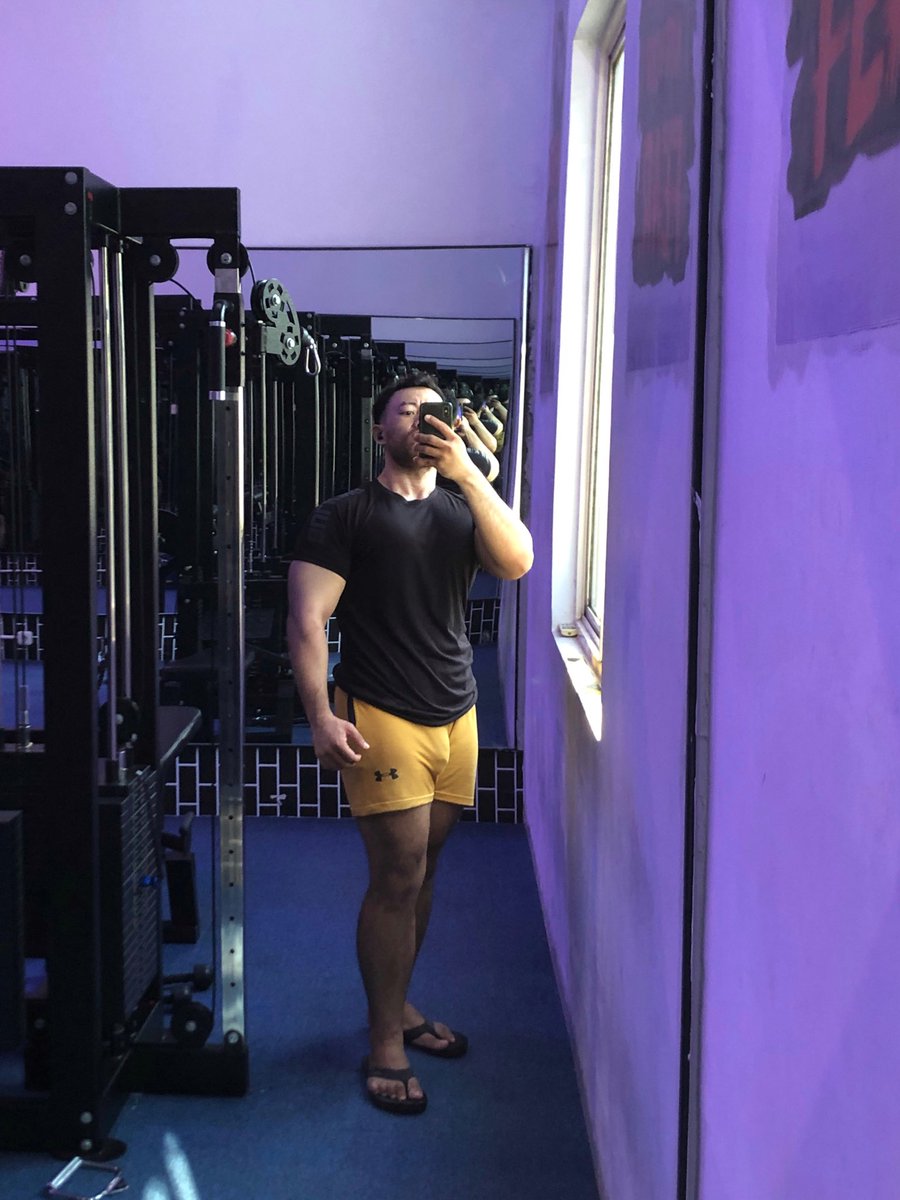 Mermaicula's tweet photo. Hiii.. it’s me again… Satria..
Kenalam yok.. mumpung belon ada yang punya nih 🤣
#Makassar #Single https://t.co/ojysIV7jHj