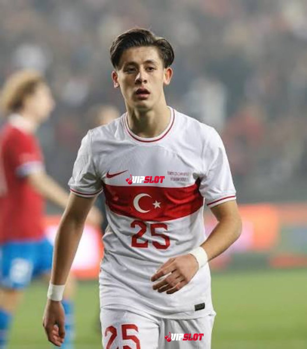 vipslt_guncel's tweet photo. Arda Güler vs. İtalya - 1’e 11 Oynuyor Gibiydi…

Sizce Arda’nın Bu Maçtaki En Etkileyici Özelliği Ne?

Dribbling mi, Pasları mı, Oyun Görüşü mü? 👇

#ArdaGüler #TURITA #MilliTakım https://t.co/k8vL7C7o2Z