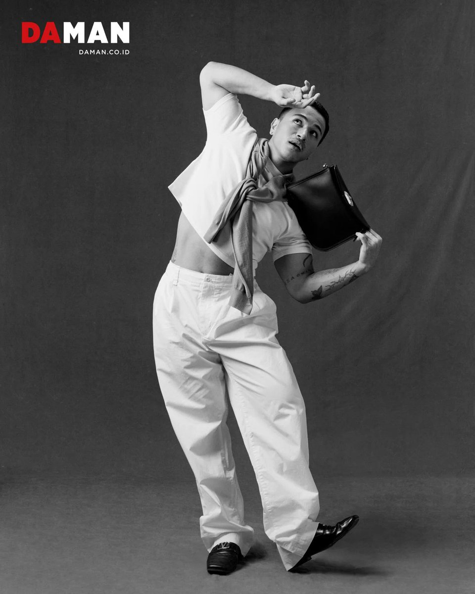DAMAN_Magazine's tweet photo. From viral hits to meaningful artistic impact. See inside Emil Mario’s feature story

Read his full story here https://t.co/Wgl4EkW8Fn https://t.co/VDxFKc1eZ7