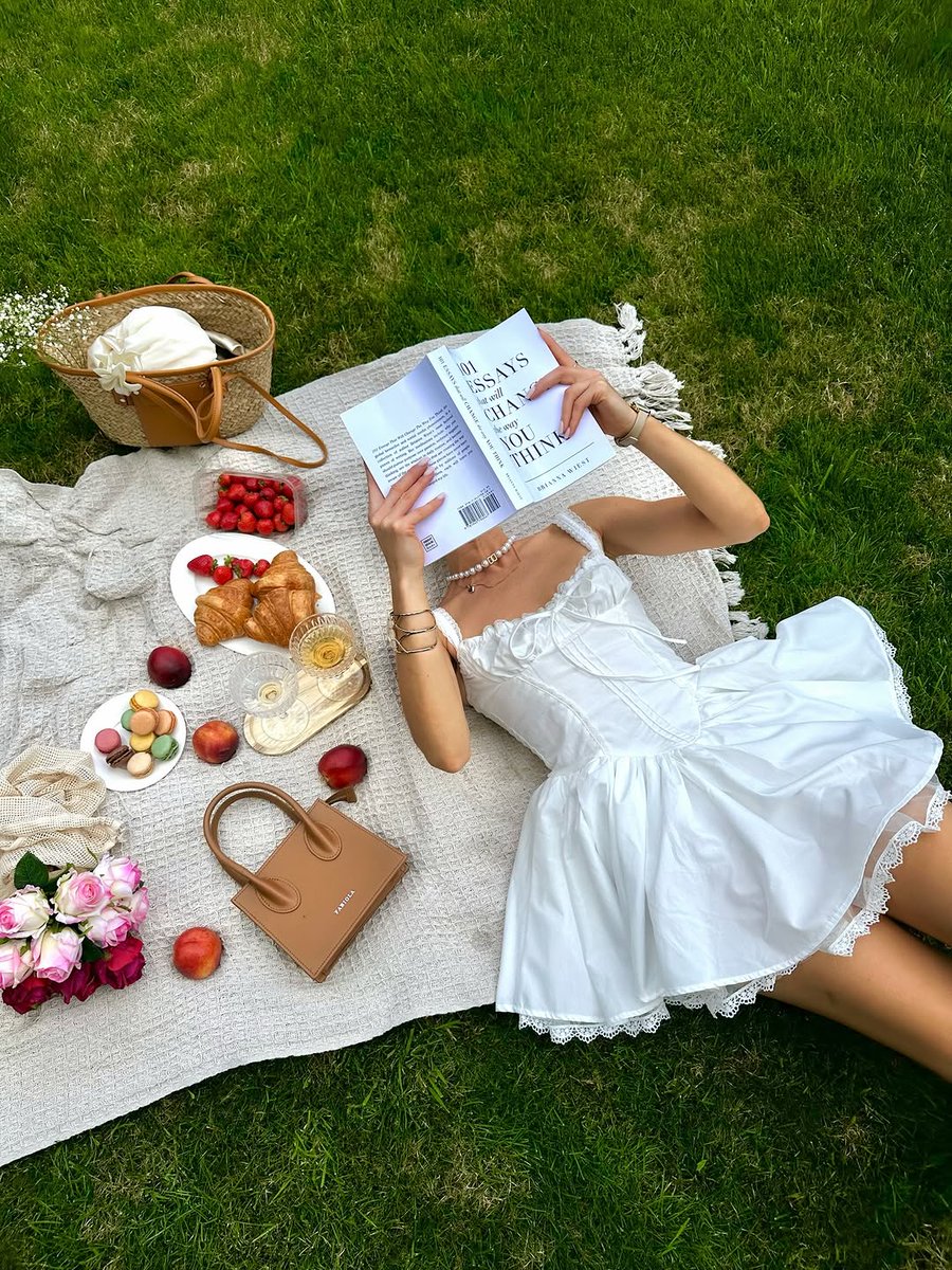 endzel_de7b's tweet photo. Wiosna, Wiosna Ah to Ty 🥹
The most beautiful season of the year 🌸  🩷

cottage core, white dress, spring vibes, cute,  spring vibes, girly things, pinterest vibe https://t.co/SRqxfuqnNY