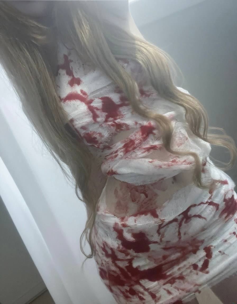 eternaliee's tweet photo. love me in cold blood ♡ https://t.co/OogZxiAbPC