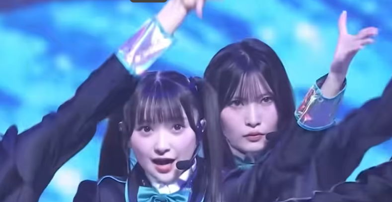 CircleExpresso's tweet photo. I keep rewatching Dare no Koto to watch Seina being an aura demon from behind the lines https://t.co/tOlN9duLGG