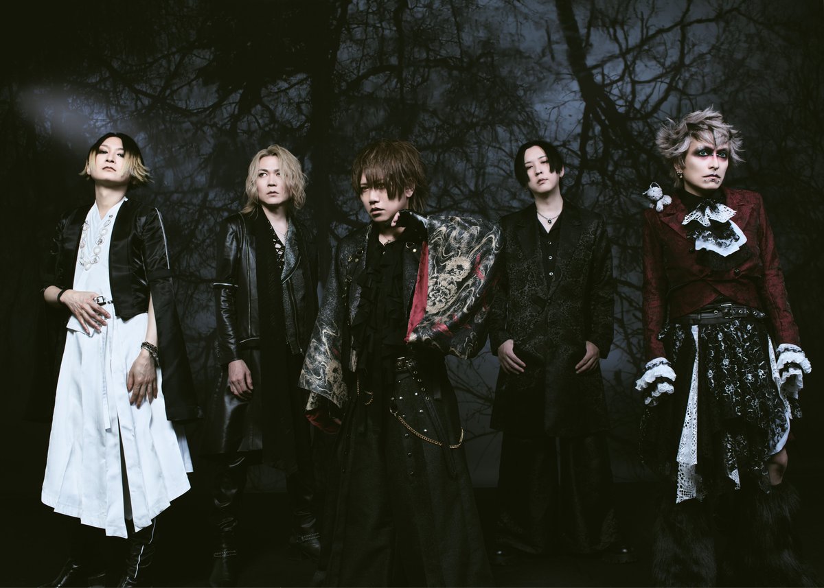 crownrecord's tweet photo. 【#NIGHTMARE】
／
Major 2nd Album「#リヴィド」
リバイバルツアー開催決定！
ツアービジュアル公開📸
＼

NIGHTMARE TOUR 2026 リヴィド
12/20(日)名古屋THE BOTTOM LINE
12/21(月)UMEDA CLUB QUATTRO
12/26(土)SENDAI GIGS
12/28(月)LINE CUBE SHIBUYA
詳細は▶https://t.co/lXWgOKuZj0

🎧Major 2nd Album「リヴィド」配信中！
https://t.co/h5WdLNbd1s

お楽しみに🔥
@nightmare_staff
