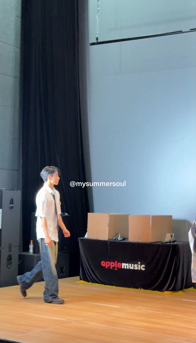 mysummersoul's tweet photo. น้องซานผอมจริงๆๆๆๆ คือตัวเล็กมากกกก 😭😭😭😭😭 https://t.co/1z5srsEIRH