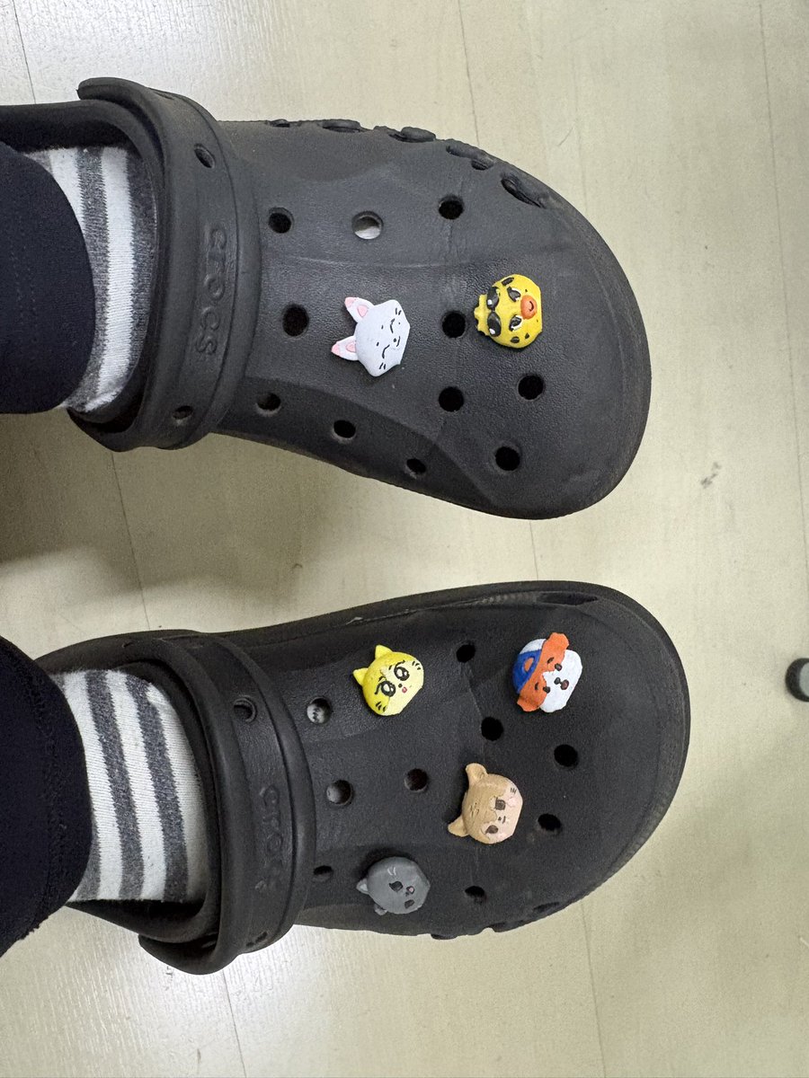 Sunmintchocoo's tweet photo. vou entrar em luto pelo sunghoon https://t.co/wrQK95iRmi