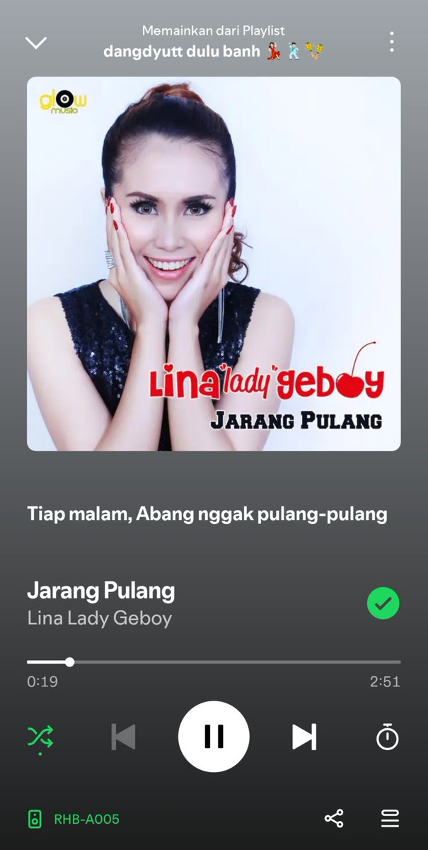 kawaiibitj's tweet photo. profile/ lock screen/ last song played/ pinterest https://t.co/ZcU5dOyDYT
