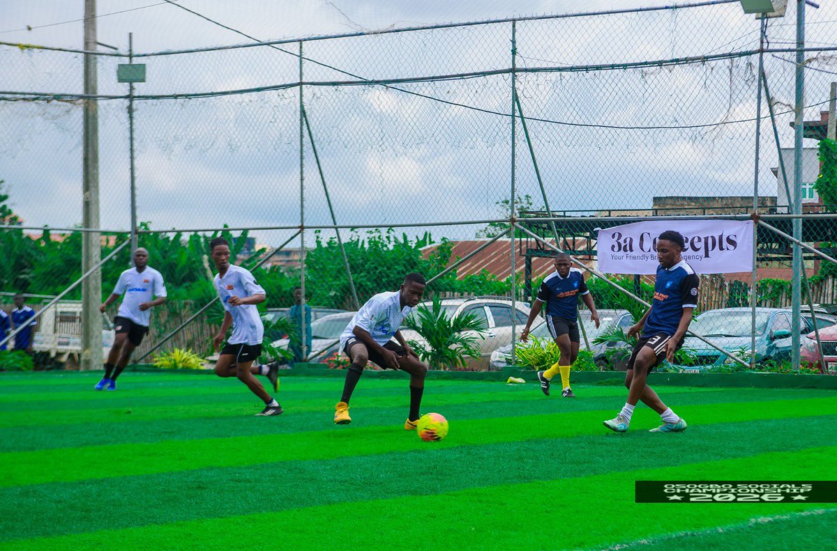 OsogboSocials25's tweet photo. THE ACTION & THE FANS 🔥

The energy was unmatched.

From the first whistle to the final cheer, the pitch was alive, the fans showed up, and every moment counted.

Football. Community. Pure vibes. ⚽🔥

PhotoCredit: @whizphotography 

#OsogboSocialsChampionship #OSC2026 #CommunityCultureChampionship