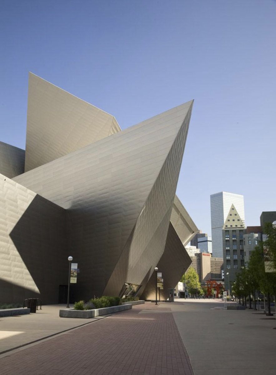 kmharris95's tweet photo. 🚨 NEW: #Beyoncé is being placed within a centuries-long history of women who transformed performance, culture and the meaning of the “diva.”✨

Beginning October 4, the Denver Art Museum (@DenverArtMuseum) becomes the exclusive U.S. home of DIVA, the major international exhibition created by London’s Victoria & Albert Museum (V&A).

Featuring more than 200 objects, nearly 60 costumes and almost 100 performers, DIVA traces the evolution of the term from 19th-century opera through theater, dance, Hollywood and modern popular music.

The exhibition moves from figures including Maria Callas, Marian Anderson, Josephine Baker and Marilyn Monroe into the modern era, with Beyoncé among the artists representing the evolution of the diva into a broader cultural force.

The Denver presentation has also been reimagined with new loans from Beyoncé, and features her in the “Run the World” section examining performers whose influence extends beyond music into business, entertainment and philanthropy.

In November, that examination continues with The Diva as Cultural Revolutionary: Art, Agency, and the Politics of Performance, a museum lecture exploring how artists including Beyoncé have used performance to challenge ideas surrounding race, gender, power and representation.

From the opera houses of the 1800s to Beyoncé in the 21st century, DIVA documents how the role has evolved from celebrated performer to cultural force capable of reshaping the world around her.

DIVA runs October 4, 2026 through January 31, 2027.

🔗 https://t.co/PwmMu3CH5c