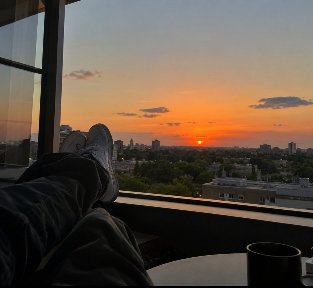 oliv_bt's tweet photo. Some days don’t need to be productive or exciting. A quiet day, a clear head, and a little time to yourself can be enough. https://t.co/JC83iPVxBc
