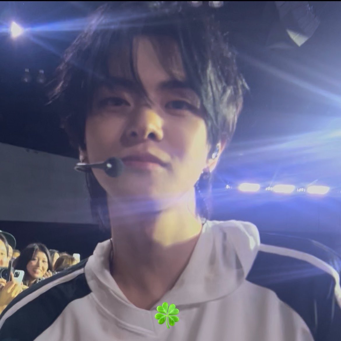 leeeeeeeeeoeoe's tweet photo. 몇살인지..? https://t.co/c3doT0dPXG