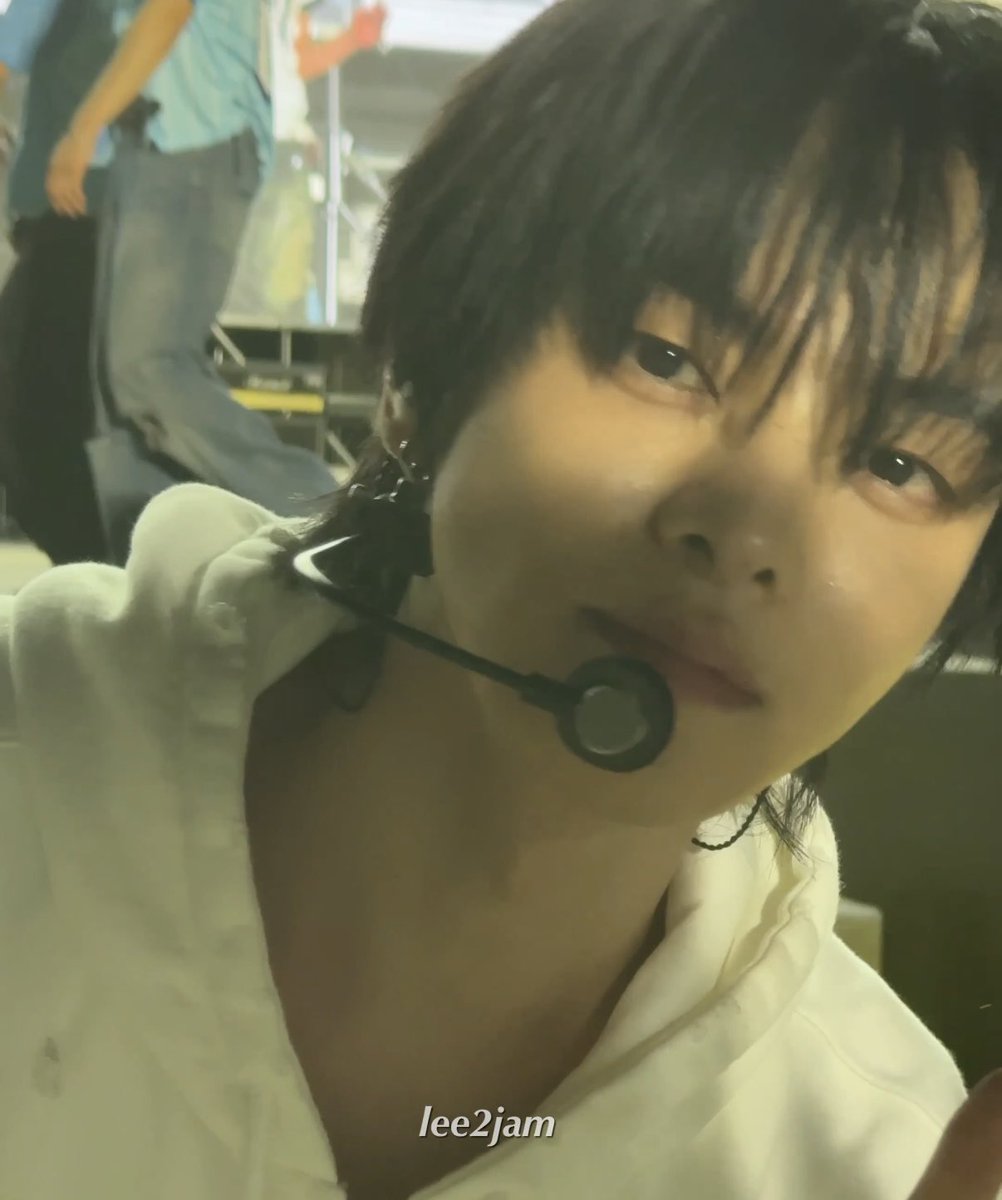 leeeeeeeeeoeoe's tweet photo. 몇살인지..? https://t.co/c3doT0dPXG