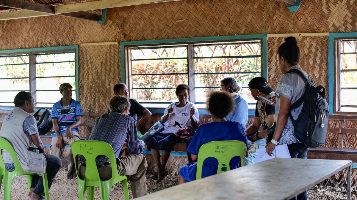 MedsforMalaria's tweet photo. PNG shoulders a disproportionate share of the Indo-Pacific's #malaria burden.

Closing the gap means understanding why progress is harder in some settings vs others.

In PNG, MMV met with partners &amp; communities to explore the strategies and tools needed to accelerate elimination. https://t.co/uEwd4VLzyr