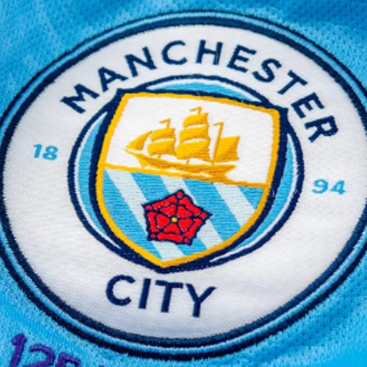 MadridSports_'s tweet photo. 🚨🏴󠁧󠁢󠁥󠁮󠁧󠁿 MIEDO en el VESTUARIO del Manchester City

Según @lequipe, un agente ha contado que entre los jugadores del conjunto inglés hay PREOCUPACIÓN por un posible DECENSO al Championship

Temen que la SANCIÓN de la Premier League sea bajar directamente o una DEDUCCIÓN de PUNTOS que haga imposible mantener la categoría