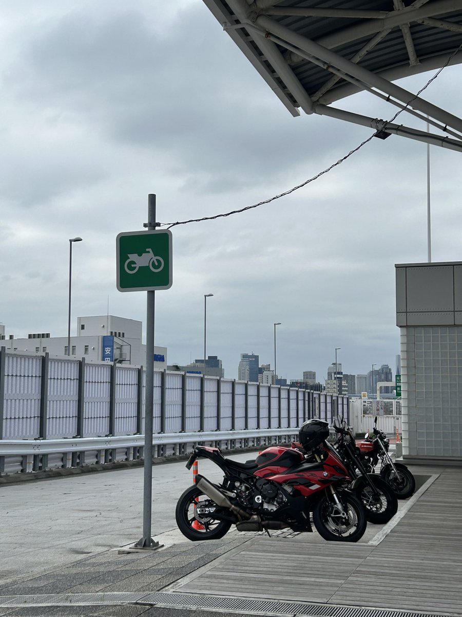 namelessvacant's tweet photo. #9月を写真4枚で振り返る https://t.co/Vh7CuAmNg5