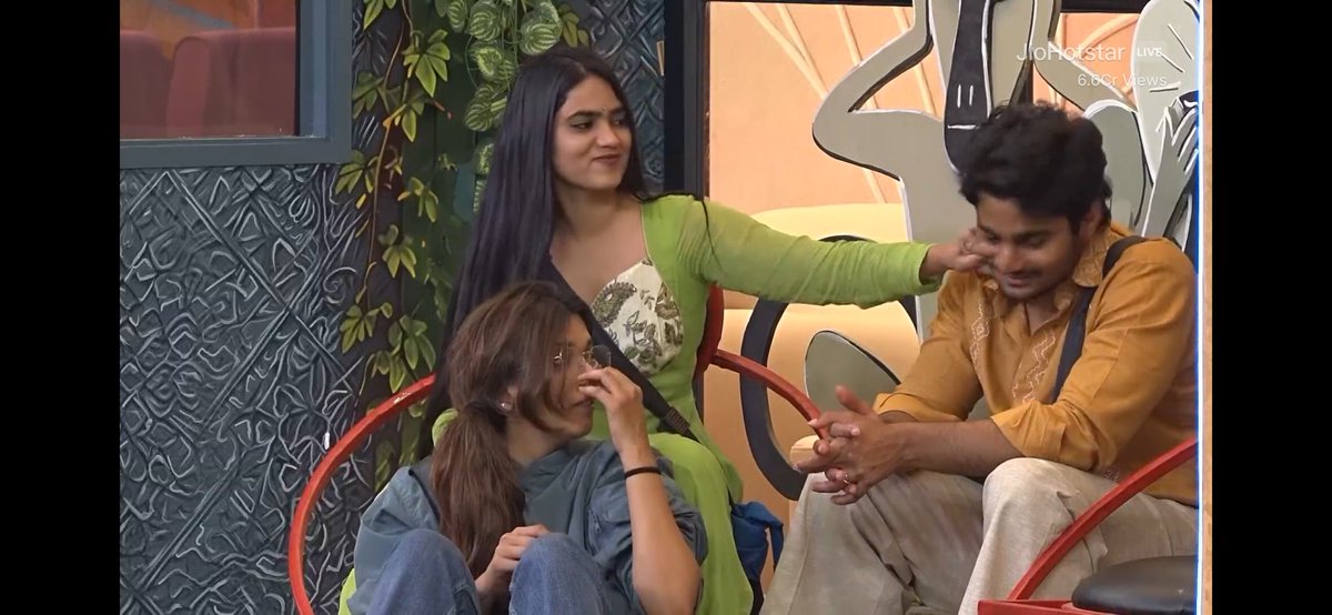 rajakumar890513's tweet photo. Before promo fight 😂😂

#BiggBossTelugu10 https://t.co/nPyMYucUPc