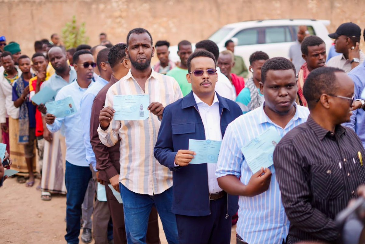 AliOmarMP's tweet photo. Across participating districts in Hirshabelle and Galmudug, Somali citizens are exercising their right to directly choose those who will represent them at local and State level. Despite naysayers who question the value of these elections, expanding meaningful citizen participation remains an important part of strengthening accountable institutions and bringing government closer to the people it serves.