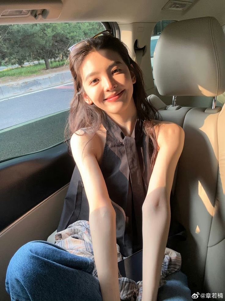 sshinejie's tweet photo. i see the vision 👀 https://t.co/eE8cZq7wP3