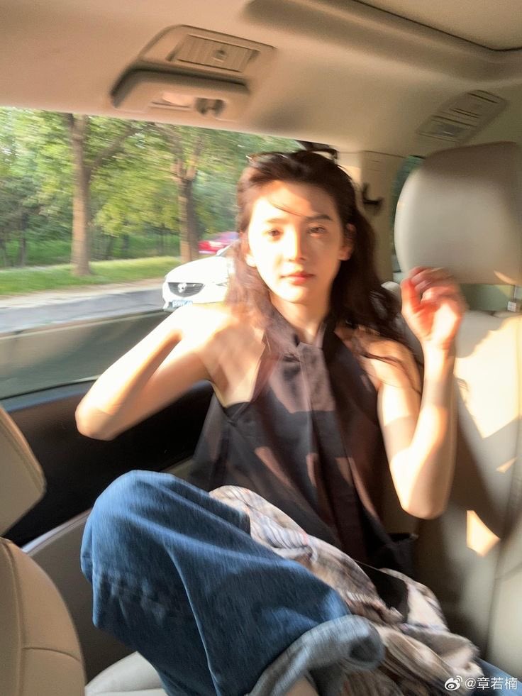 sshinejie's tweet photo. i see the vision 👀 https://t.co/eE8cZq7wP3