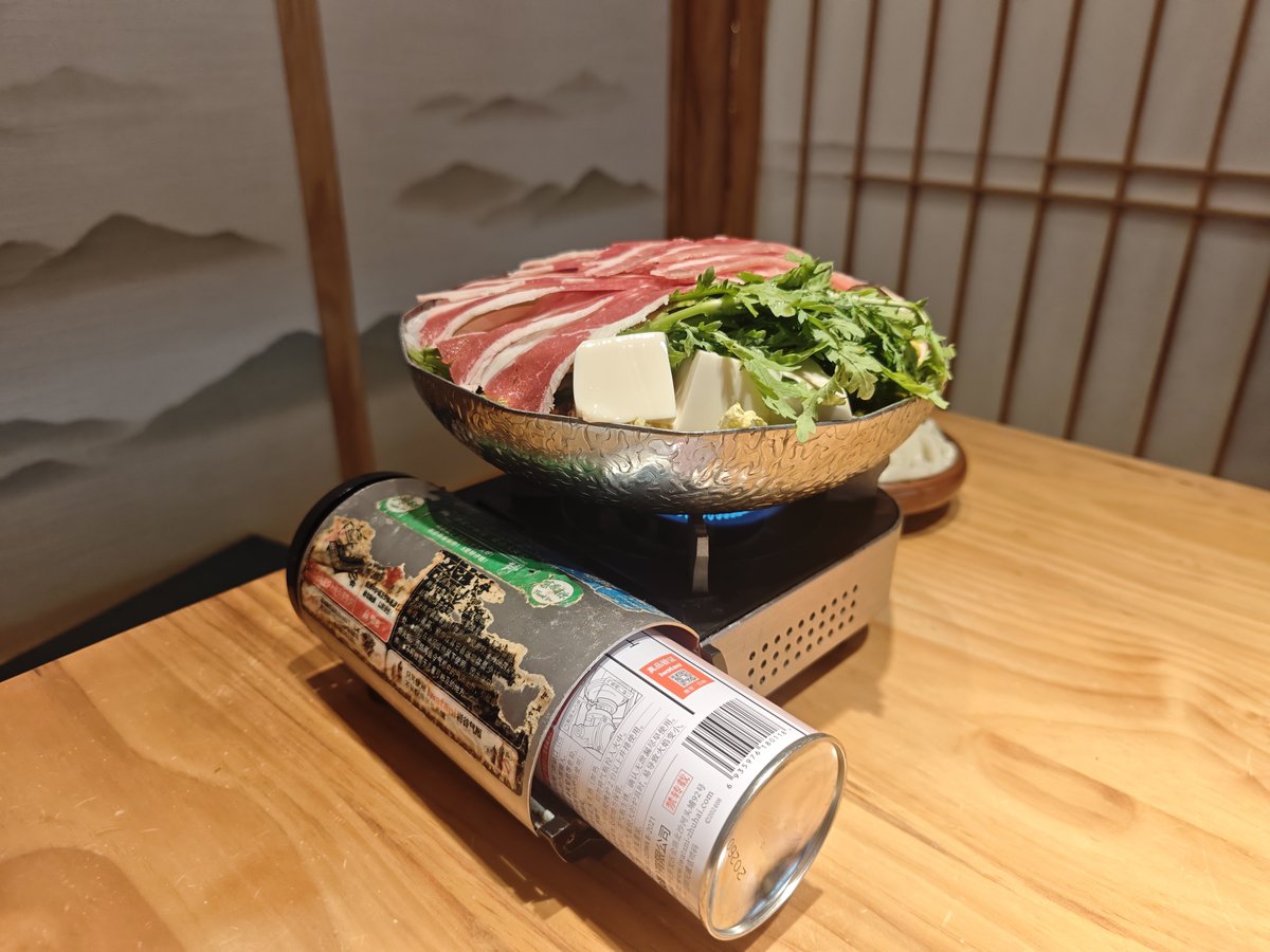 cleverfatfox's tweet photo. 上海・臨港の港城新天地にある「陌上和」へ。
初めて来たんだけど、料理が本当に美味しくて、なんだか日本にいるみたいな気分になった。
お��の雰囲気もすごく良くて、めちゃくちゃ気に入った
これはまた来たいな。 https://t.co/a6KmaoeO7h