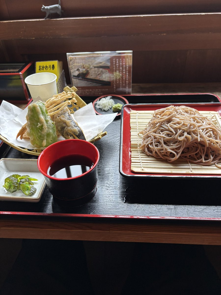 shin_257's tweet photo. この間宮城県白石市に遊び行ってきた〜

このお蕎麦、おかわり自由で
満足度がすごかったです🥳
初めて白石城見てきて建物の頂上からの景色が綺麗だったな😌✨ https://t.co/SmCAoF9Dvv
