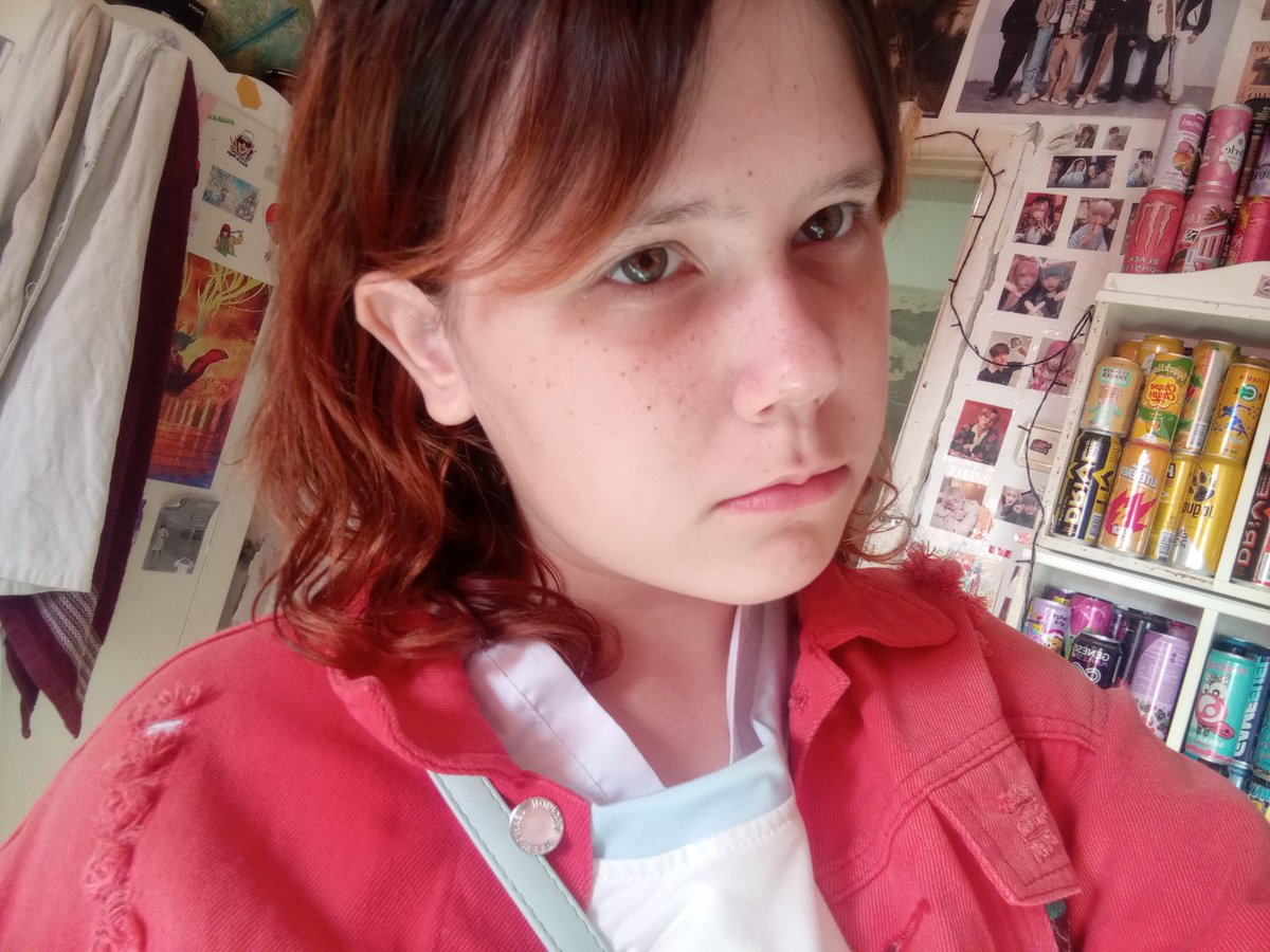 laeomiss's tweet photo. i love this selfies :3 https://t.co/oByou0epof
