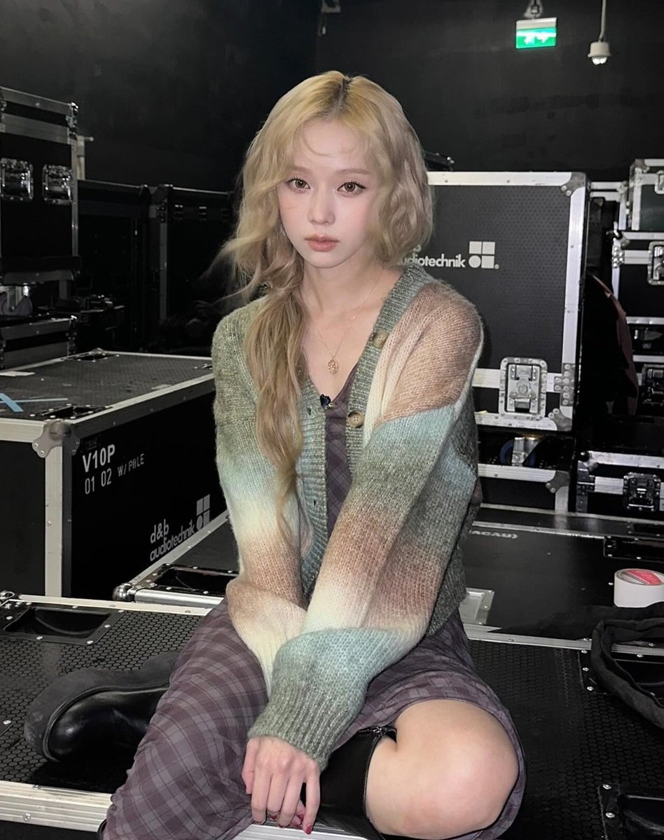 Janjah49's tweet photo. ( pre 𐙚 )  𝐙𝐞𝐫𝐨𝐩𝐥𝐚𝐧𝐞𝐭 🪐⭐️
Nora Two Way Button Cardigan ♡

★ ⊹ ลด 64% เหลือ 990.- (✈️ส่งแอร์)
( มัดจำ 500.- ) ส่งฟรี

💛 ปิดรับออเดอร์ 5/10 (~20.00)
🩷ตอบ Line เร็วกว่าค่า 
#พรีเกาหลี #พรีออเดอร์เกาหลี #zeroplanet https://t.co/cH98HuP7yl