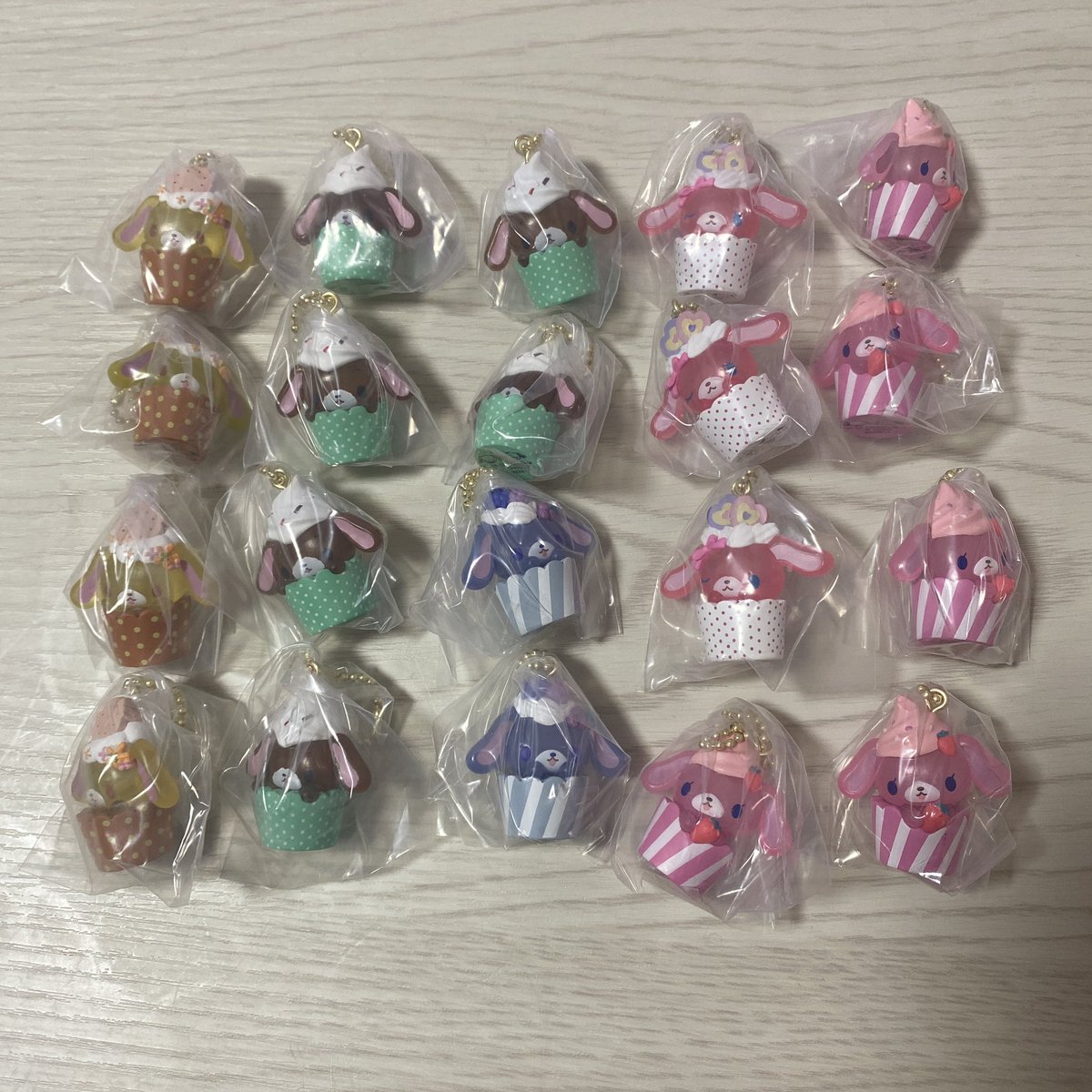 wn6mur's tweet photo. @OO37rr_ 初めまして。こちら全てお譲り可能なのですがまだお求めでしょうか？ https://t.co/wdZc6zjLZs