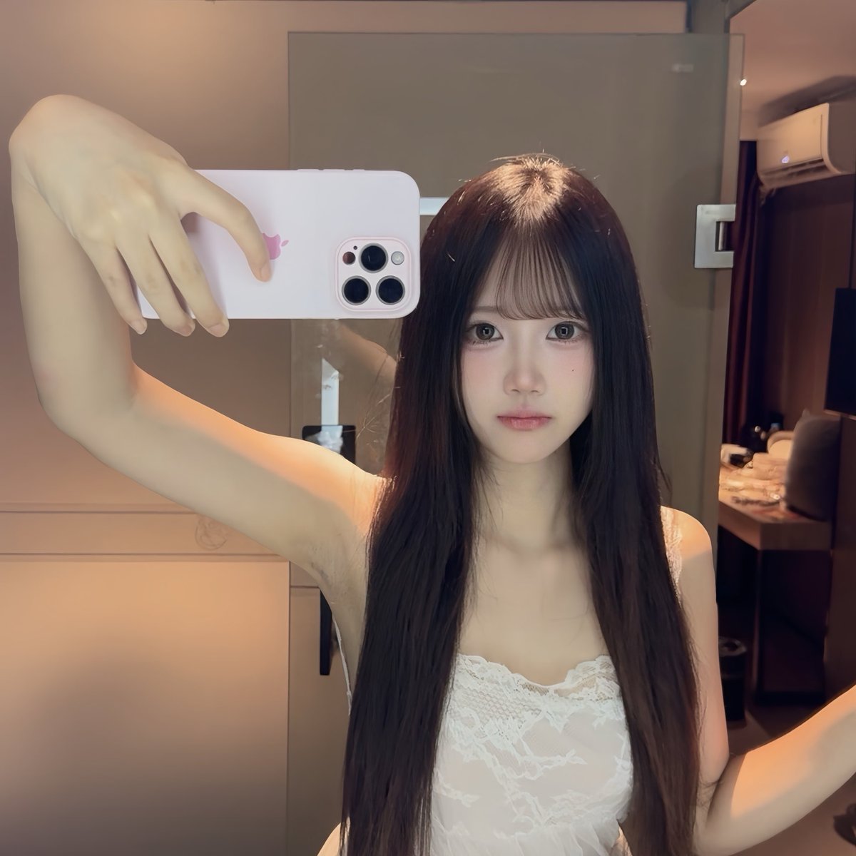 aloneemanon's tweet photo. o-o https://t.co/kOdYwE84T3