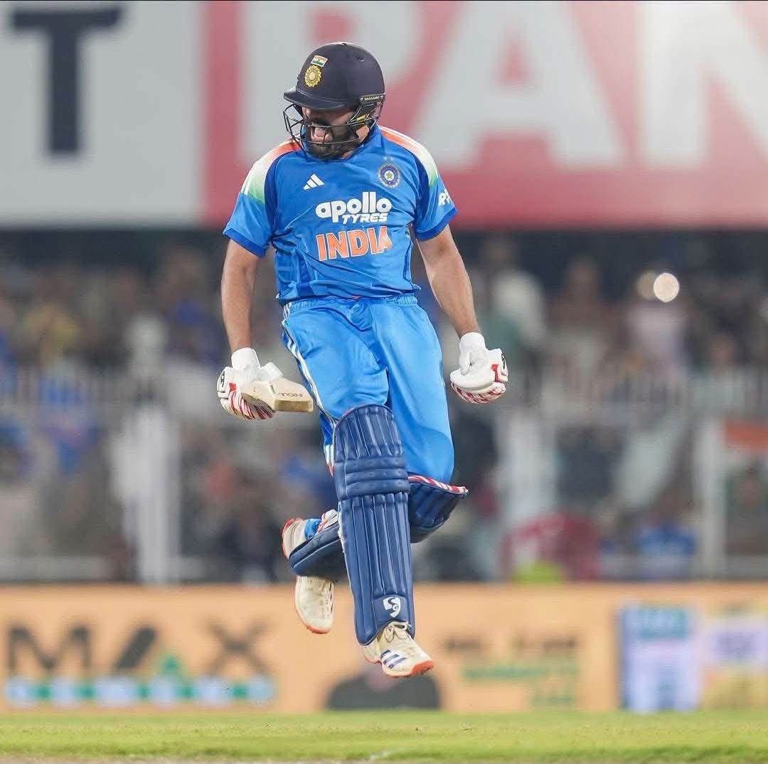 ShivVrandavan's tweet photo. 🇮🇳🏏 शानदार जीत, ऐतिहासिक जज़्बा..

भारतीय क्रिकेट टीम ने 406 रनों के विशाल लक्ष्य का सफलतापूर्वक पीछा करते हुए वेस्टइंडीज को 8 विकेट से पराजित कर देशवासियों को गौरवान्वित किया..

यह विजय भारतीय टीम के दृढ़ संकल्प, अनुशासन, सामूहिक प्रयास और अदम्य आत्मविश्वास का शानदार उदाहरण है।
इस ऐतिहासिक जीत के लिए पूरी टीम इंडिया को हार्दिक बधाई एवं आगामी मुकाबलों के लिए ढेरों शुभकामनाएँ!!@GloboNews 

#TeamIndia #IndiaWin #INDvsWI