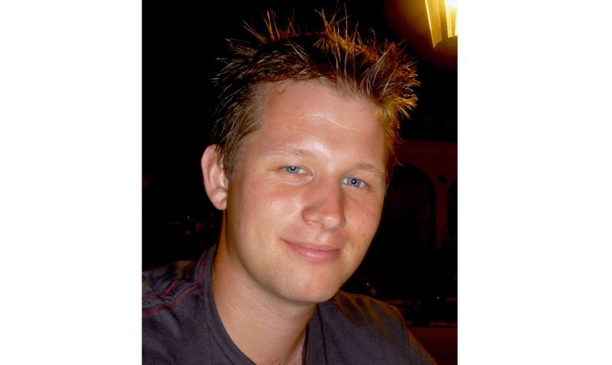 KeyserSosse's tweet photo. 1st October, 2009

Corporal Marcin Wojtak, aged 24 years old, from Leicester, and of 34 Squadron Royal Air Force Regiment, was killed when his vehicle struck an IED, whilst on patrol close to Camp Bastion, Helmand Province, Afghanistan 

Lest we Forget this brave young man 🏴󠁧󠁢󠁥󠁮󠁧󠁿 🇬🇧 https://t.co/Wd6upeR8Z7