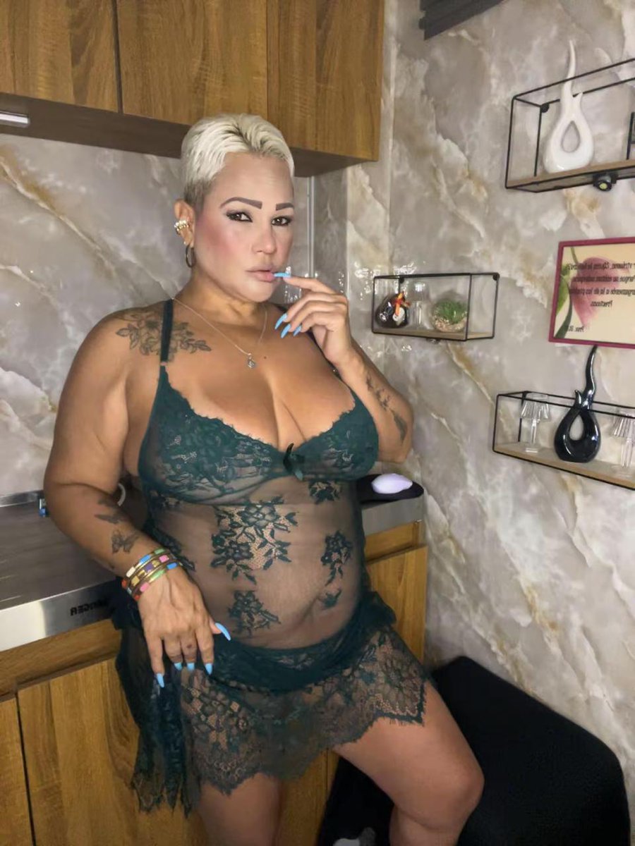 GianellaCo97553's tweet photo. In lingerie it is your kitchen waiting to serve you
What do you have in mind for us today?
https://t.co/5CrItOkwmn
#WednesdayOn #online https://t.co/ALSjE75DBt