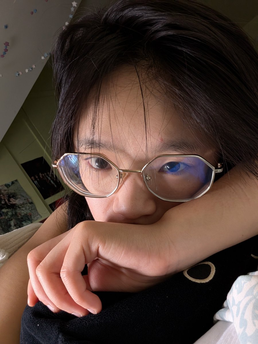 yongjianglian's tweet photo. I'm a lazy bum gotta azsd

#AllyzSelcaDay #ALD1     #AZSD
 #알파드라이브원     #준서 #JUNSEO https://t.co/xEHVcd1neA