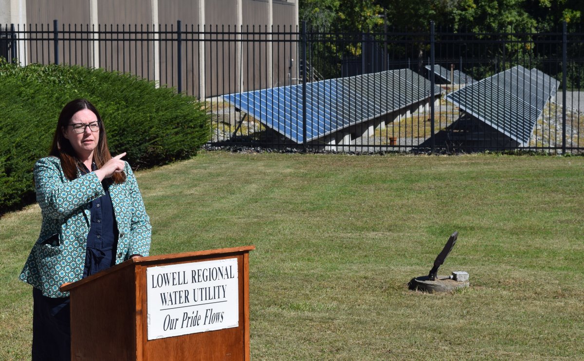 CityofLowellMA's tweet photo. The City of Lowell has received a $2.5M Advancing Massachusetts Power Energy Storage Grant from the Mass Dept of Energy Resources (DOER) to support a new battery energy storage system at the Lowell Water Treatment Facility on Pawtucket Blvd.

🔗 Read more: https://t.co/KAa1AJ3xkt https://t.co/cQZe0PAVxx