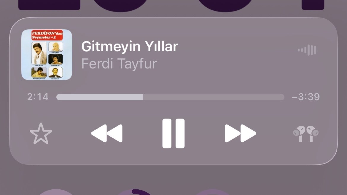 betuinzz's tweet photo. müzikte popülizme asla izin vermem. biz çekirdekten yetiştik https://t.co/4nrdU0APhP