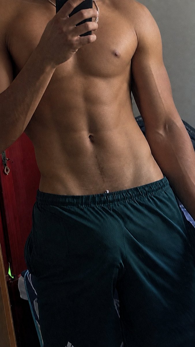 ArtJocka's tweet photo. Boa tarde.
Acessem o link abaixo
_
https://t.co/wgN4hGU52I
_
#privacy #fypシ゚viral #fyp #viral #feed #br #hetero #forwoman #GG #pintosaward #chudai #wata #novinho #gym #shape #sex #sexy https://t.co/sbrN4FWmm2