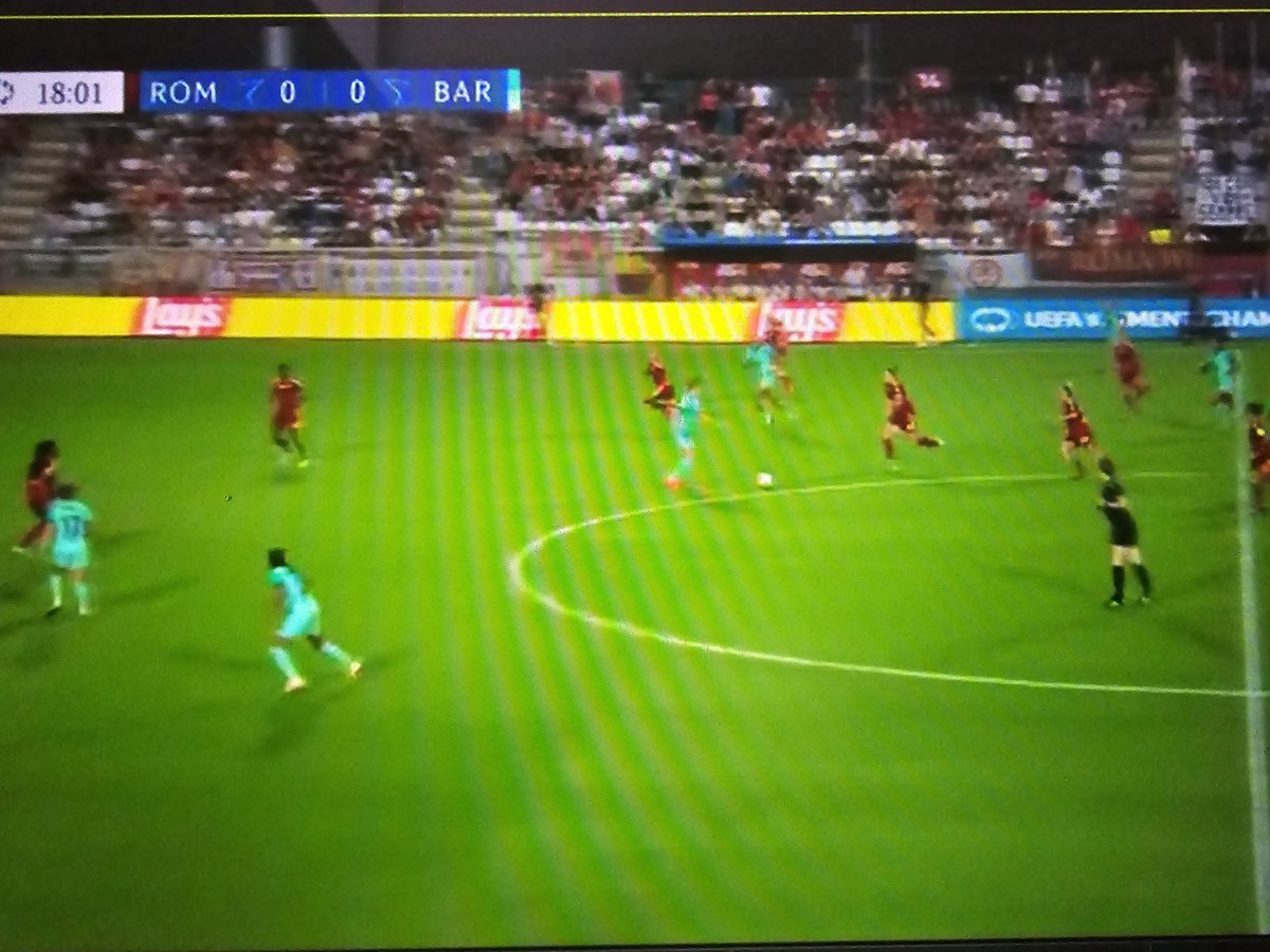 GaRoMcx's tweet photo. @FCBfemeni Aquí apoyando cuando se puede hahaha https://t.co/zBde6CZlaX