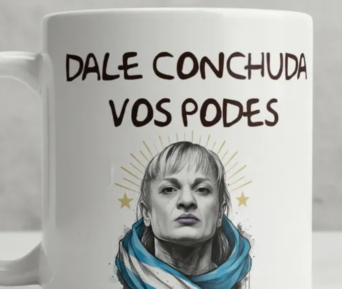 TotumaStereo's tweet photo. Quiero hacer varias tazas de estas para regalar el día de las madres en Octubre en Argentina... https://t.co/ZtIiUfUJgy