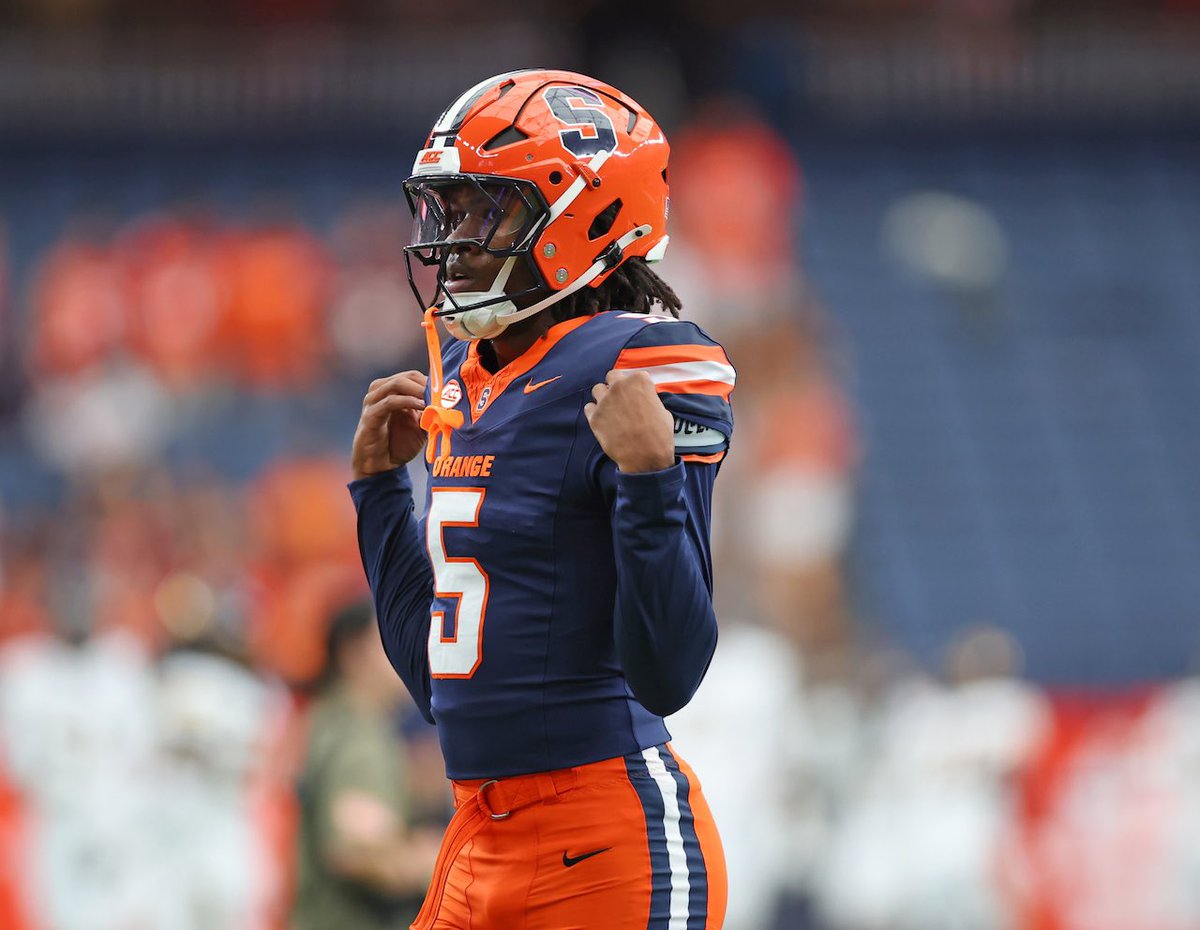 David_Nosa1's tweet photo. Blessed to receive my 4th D1 Offer to Syrucuse #agtg #Godsplan @CoachJones_RCS @BdortRCS @HerechukR @FranBrownCuse @Dyshawn35davis @vkehres @WillVapreps @adamgorney @AllenTrieu @Rivals https://t.co/Csy83jPW7I