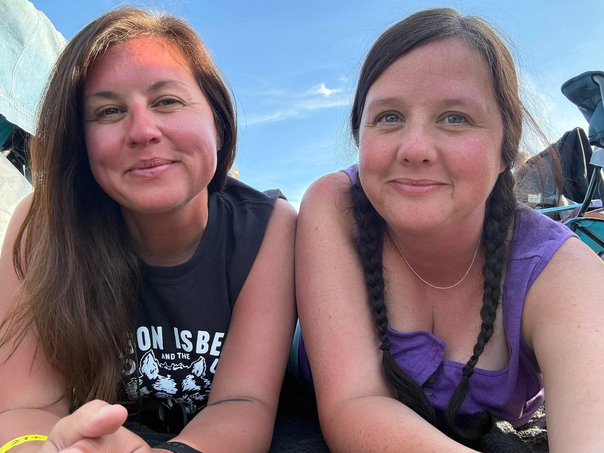 mnoe's tweet photo. @andbeyondfest weekend by the numbers 🎶

🎟️ Ticket: $385 
🚗 Parking: $74 
🍔 Food: $250 
👕 Merch: $355

🎸 4 days of music with friends 
💃 32 bands that had me dancing 
✨ 1 unforgettable weekend

Worth every penny. Already counting down to next year! https://t.co/z6ltSpDgrm