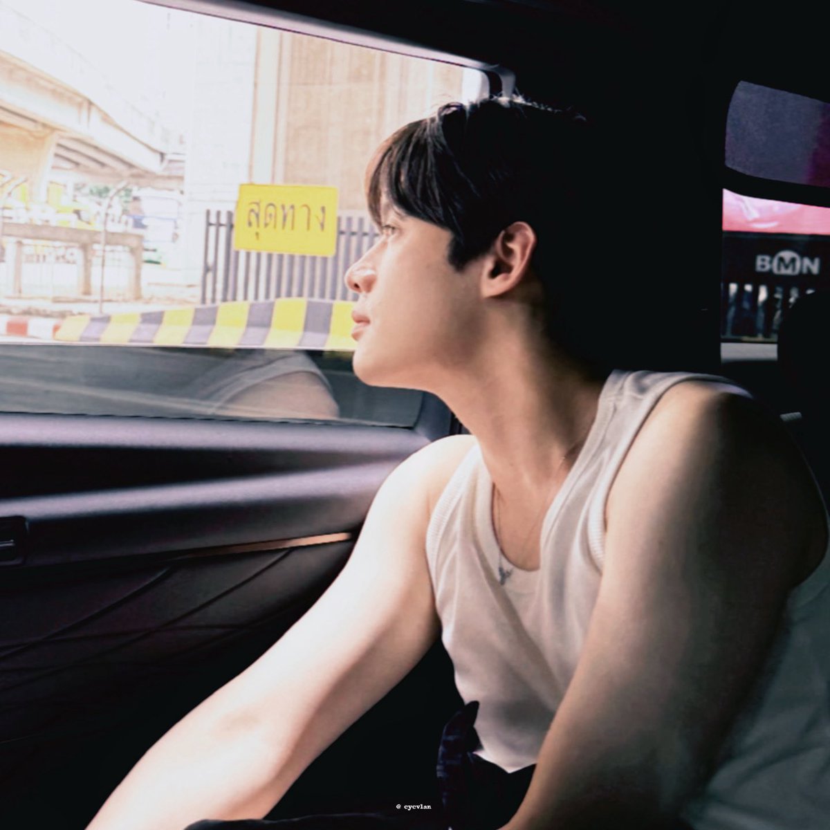 Heigeilz6's tweet photo. My heart is racing for Kim Yoonsik’s trip to Paris. Hoping he will leave plenty of stunning moments during fashion week( ^ω^ )😽🩵

WELCOME KIM YOON SIK TO PARIS

#YOONSIKPFWSS27
#KIMYOONSIKINPARIS https://t.co/uAnxkklHMv